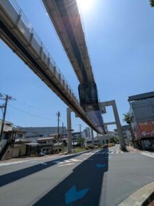 公園南のモノレール1